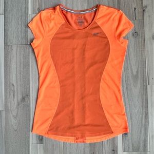 Nike Womens Running Shirt Neon Orange Short Sleeve Dri Fit Active size small